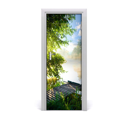 Fototapeta samolepiace na dvere Drevený most cez jazero