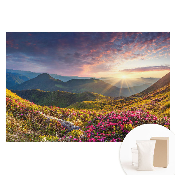 Fotografická tapeta na netkanej textílii Horská krajina zaliata slnkom
