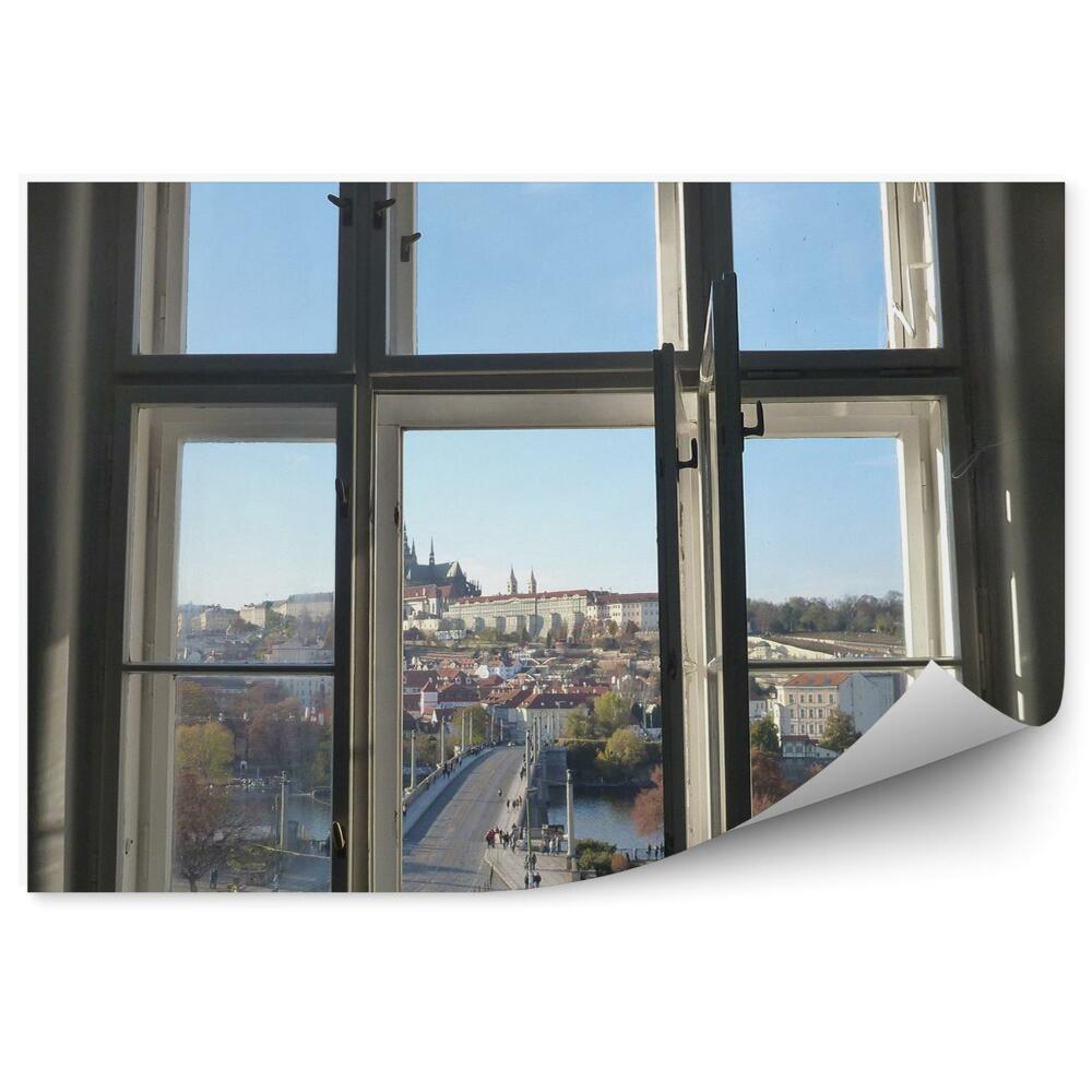 Fototapeta Staré okno a pohľad na Hradčany