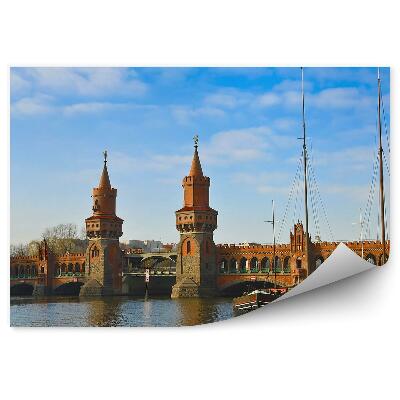 Fototapeta Most Berlín rieka Spréva obloha mraky lode