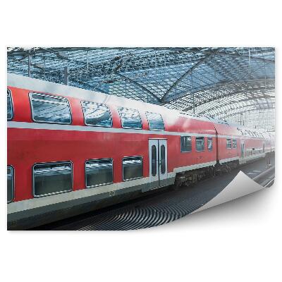 Fototapeta Rdeči vlak na železniški postaji