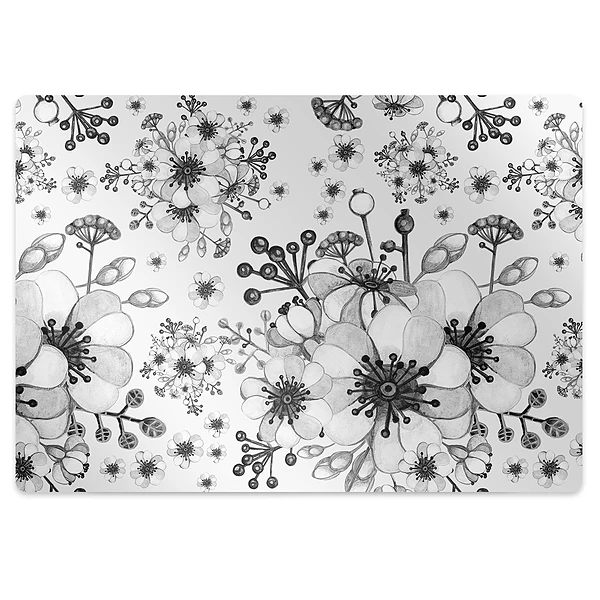 Podložka pod stoličku na kolieskach Čiernobiele kvetinové ornamenty,