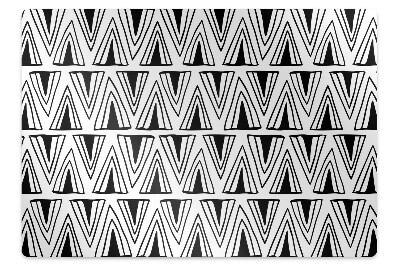 Ochranná podložka pod stoličku Trojuholníky Boho vzor