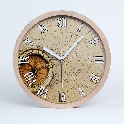 Drevené hodiny na stenu Kompas na mape