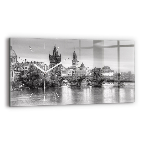 Sklenené hodiny na stenu Pohľad na Karlov most v Prahe